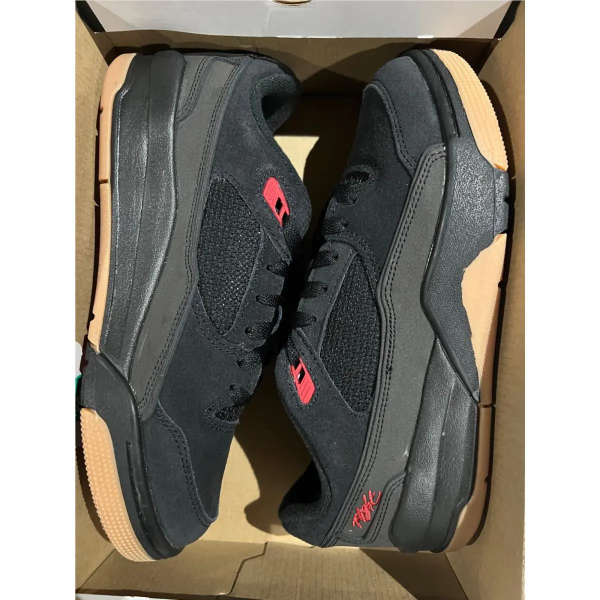 Nike shoes - BLACK/VARSITY RED 6