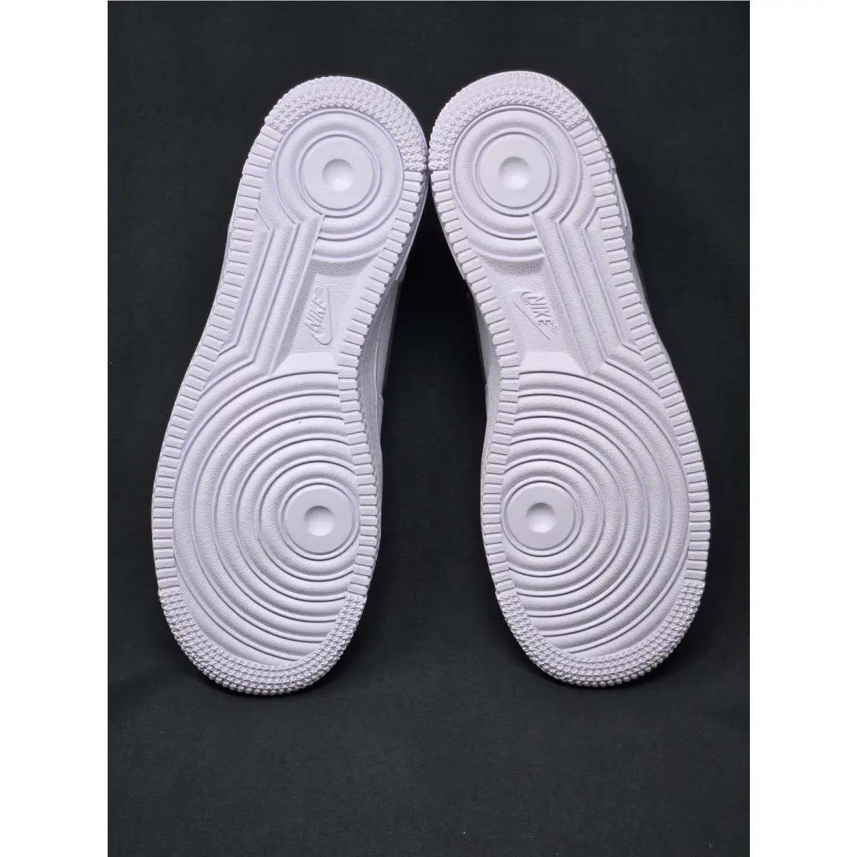 Nike shoes - Nike Air Force 1 LV8 - DM0983-100 - White 17