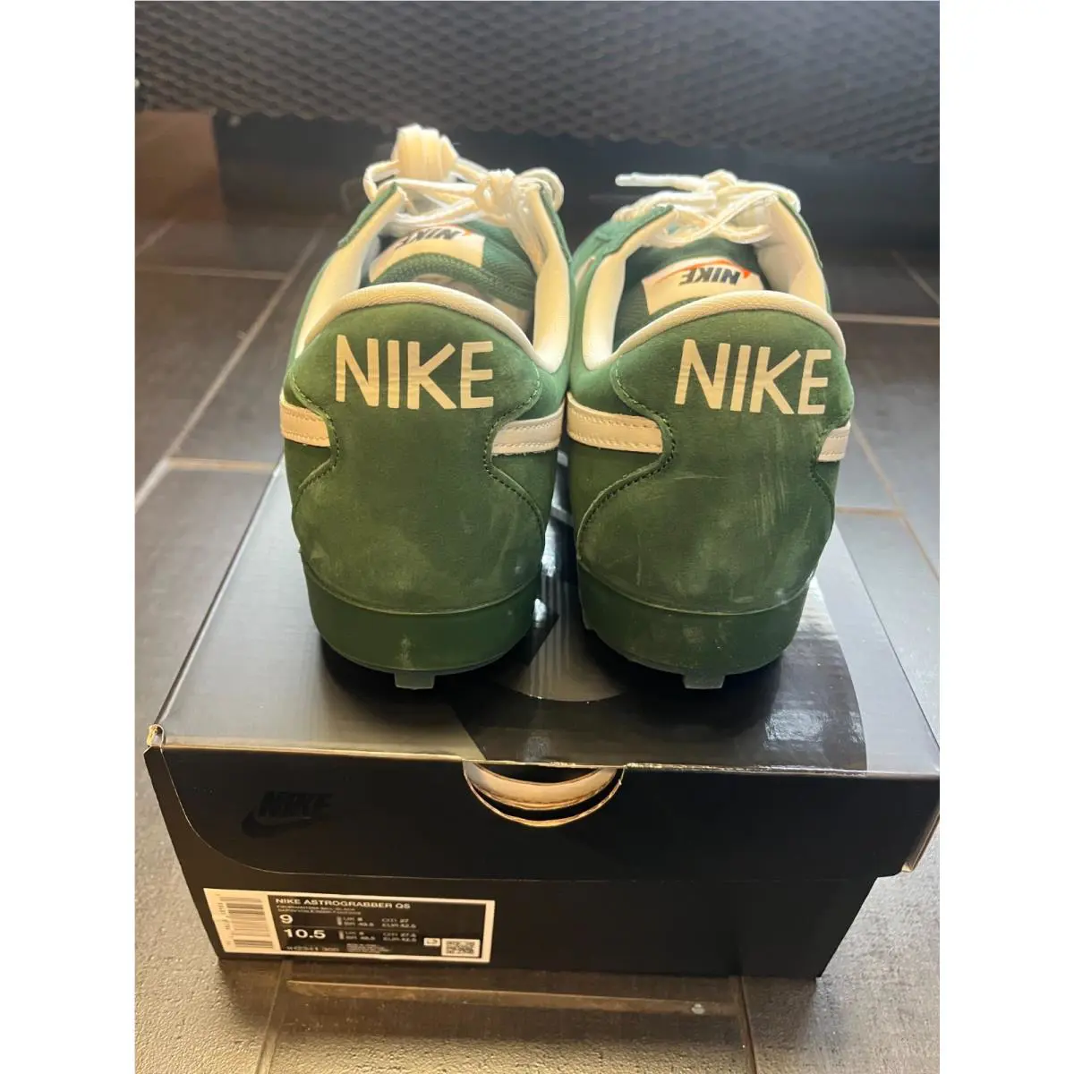 Nike shoes - Nike Astro Grabber - Astro Grabber - IH2341-300 - Green 3
