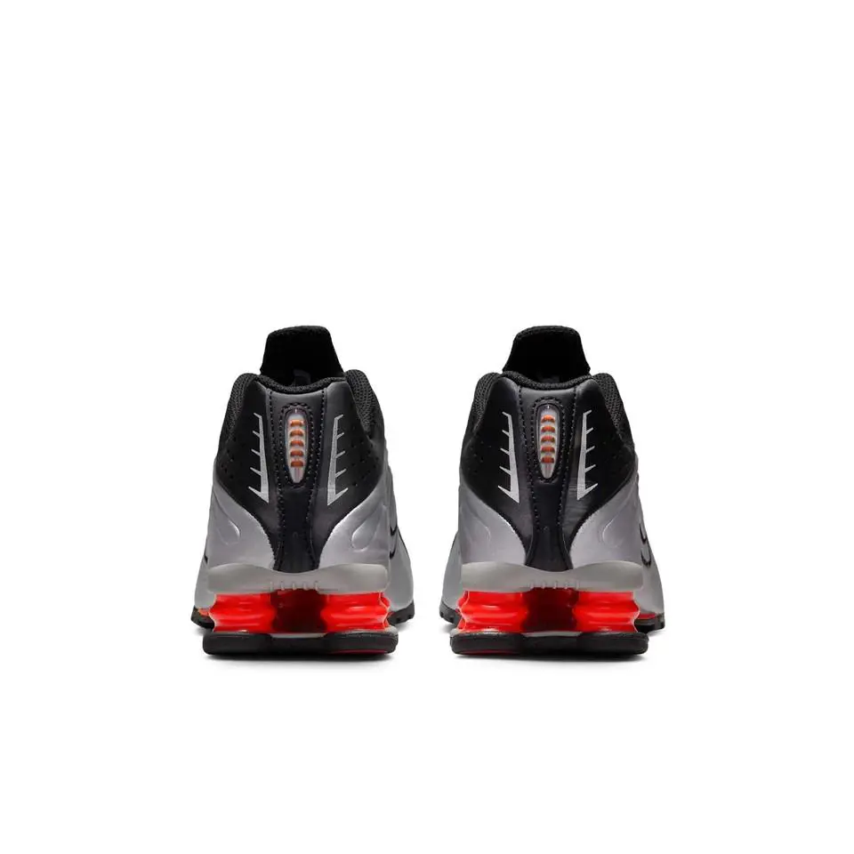 Nike shoes - Nike Shox R4 - Shox - METALLIC SILVER 9