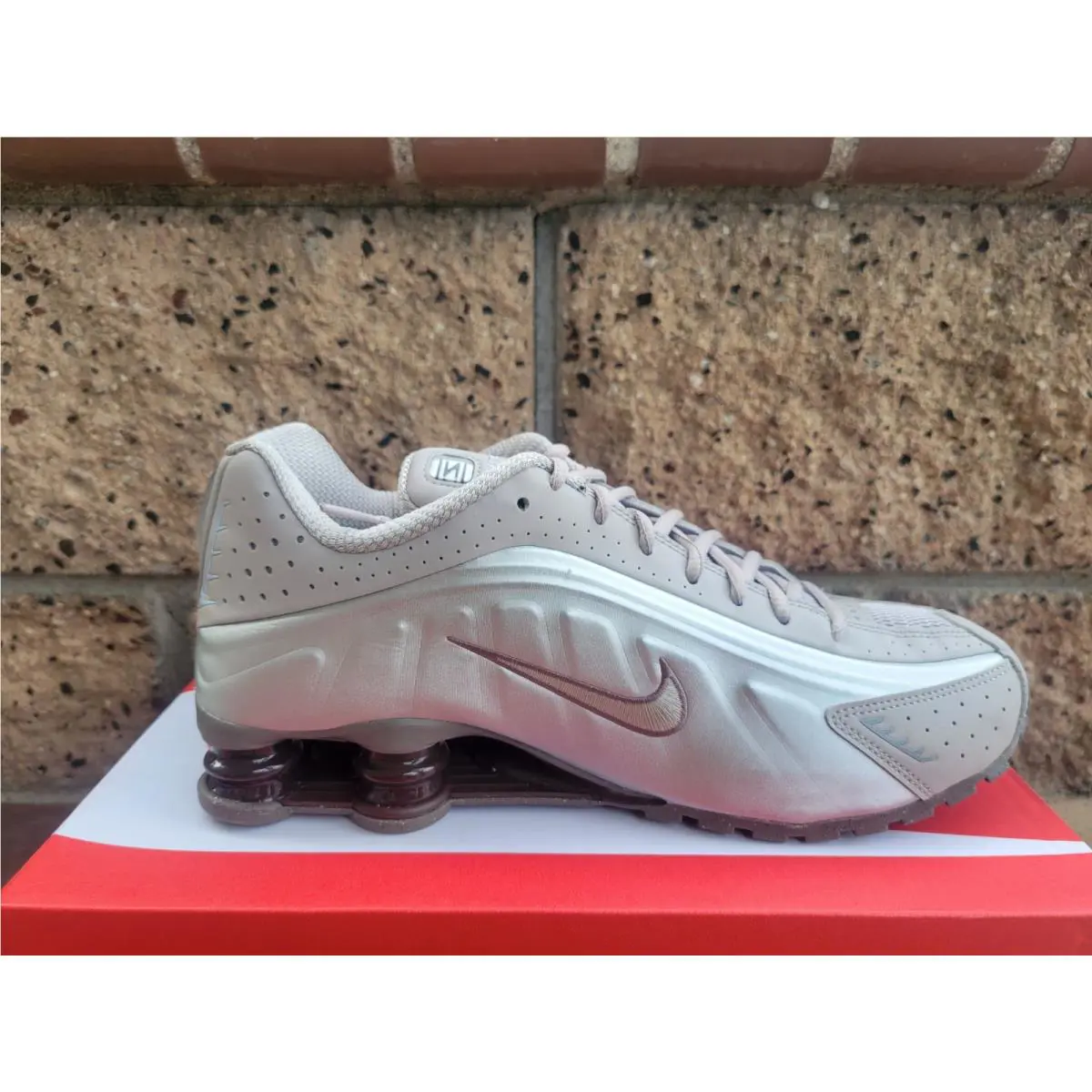 Nike shoes - Nike Shox R4 - Shox - HQ1988-200 - Gray 0