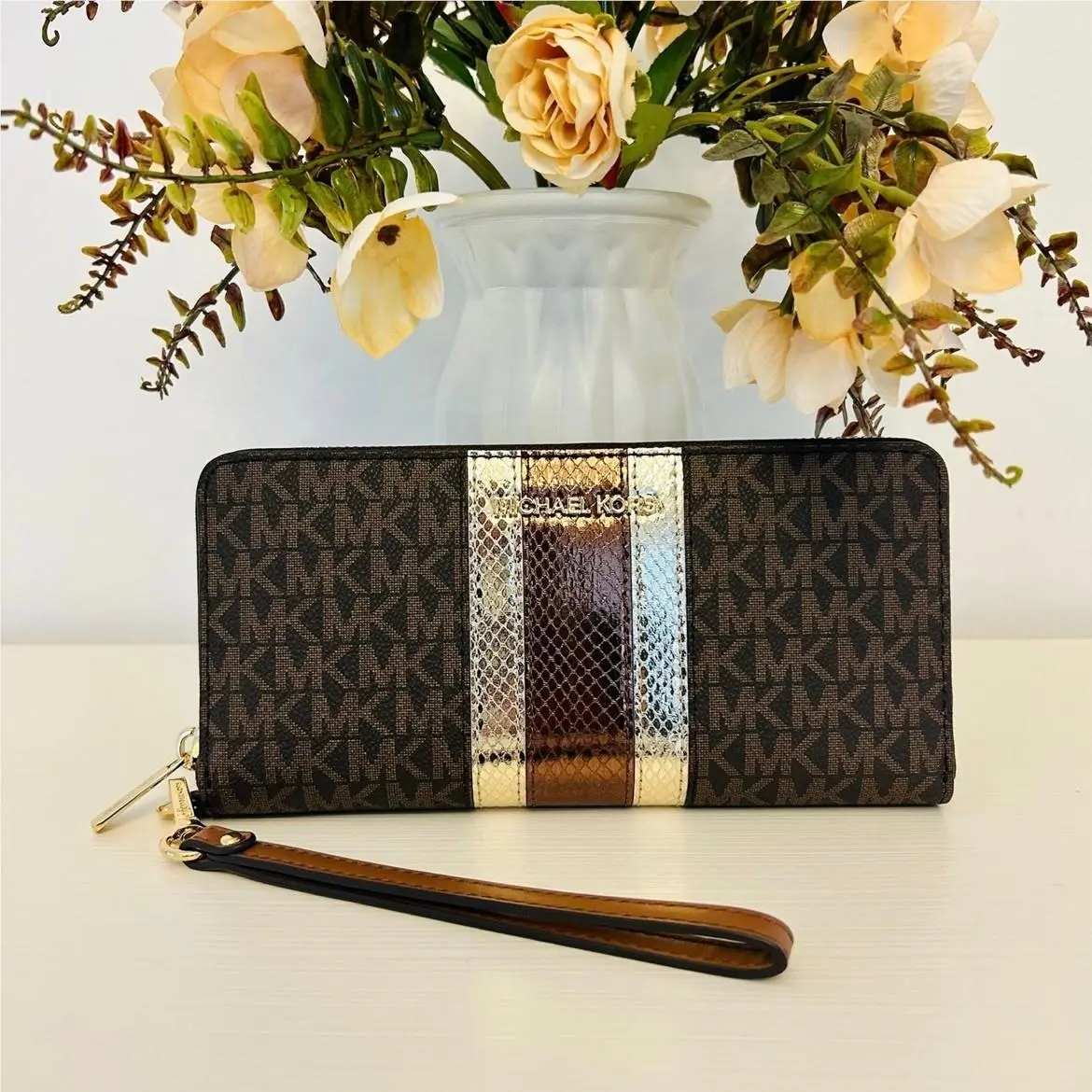 Jet Set Large Continental Wallet Brown by Michael Kors