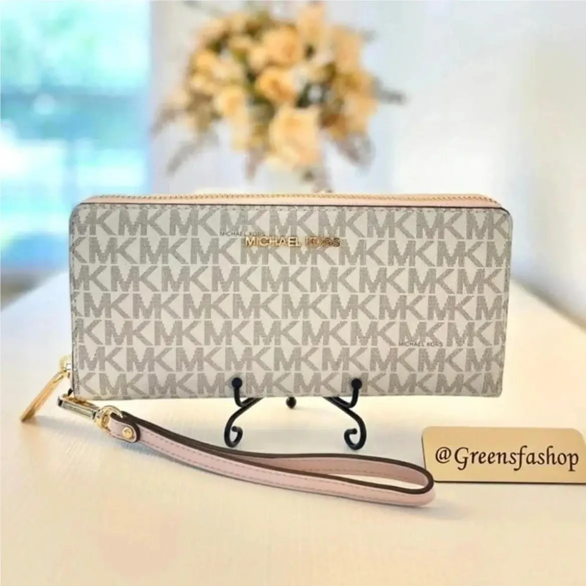 Jet Set Large Continental Wallet Vanilla pink by Michael Kors