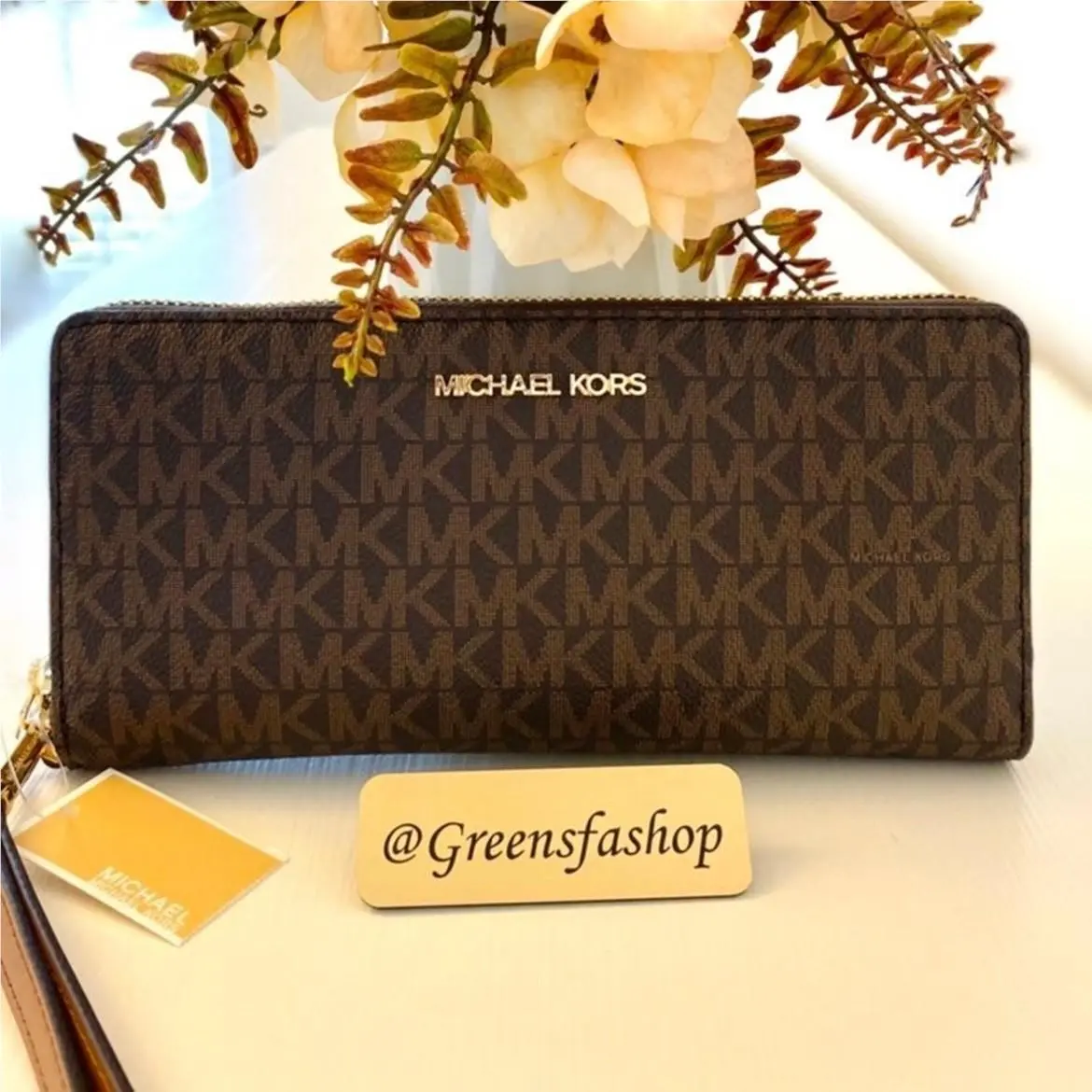 Jet Set Large Continental Wallet Brown signature by Michael Kors