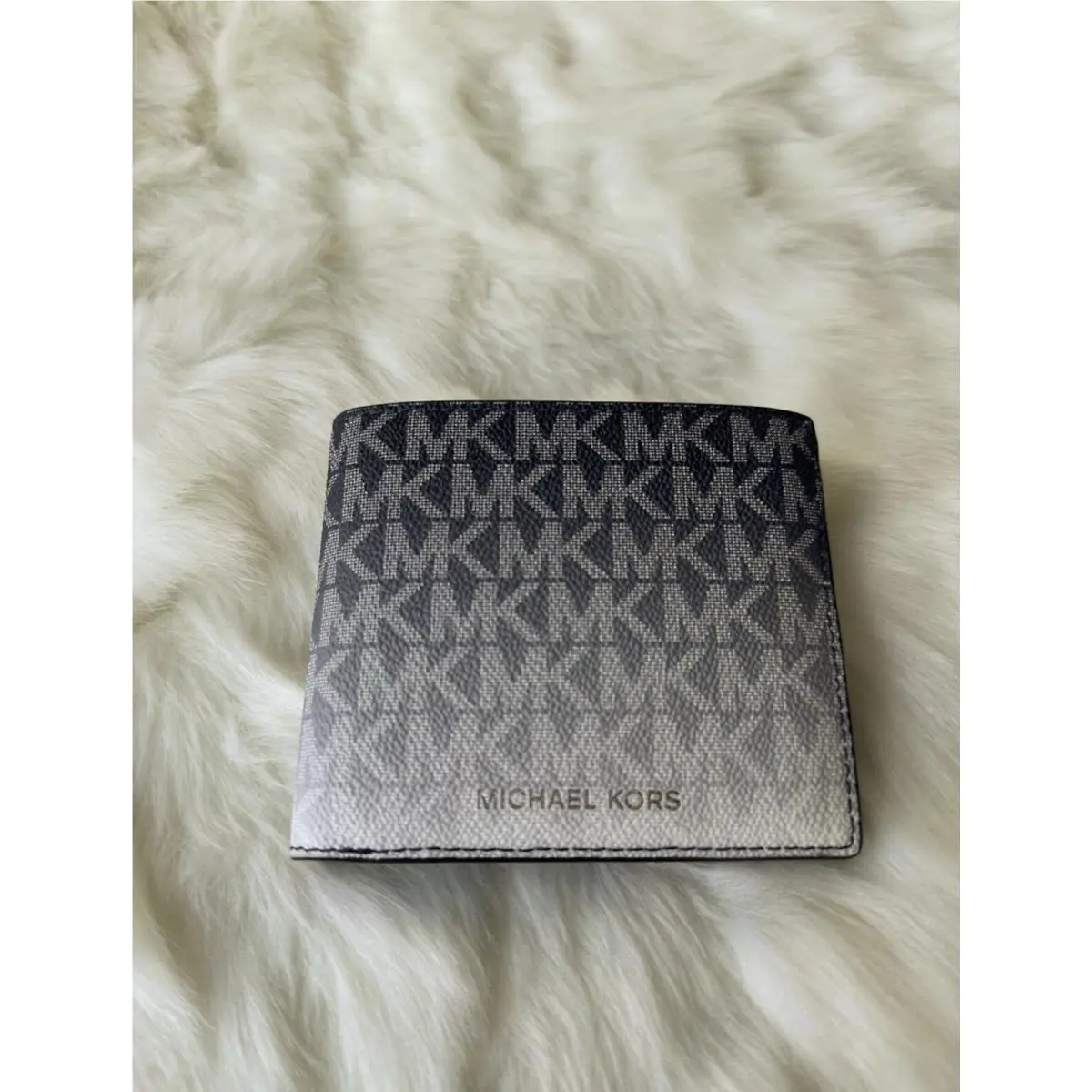 Michael Kors Cooper Ombre Logo Billfold ID Wallet - Navy