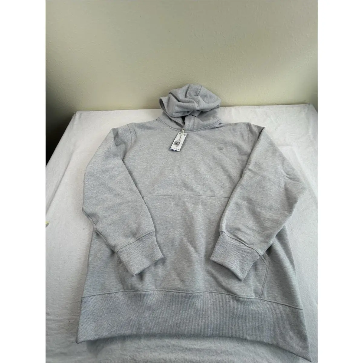 Adidas Originals Trefoil Solid Hoodie with Fleece Lining IC4998 Sz Lg Heater Grey