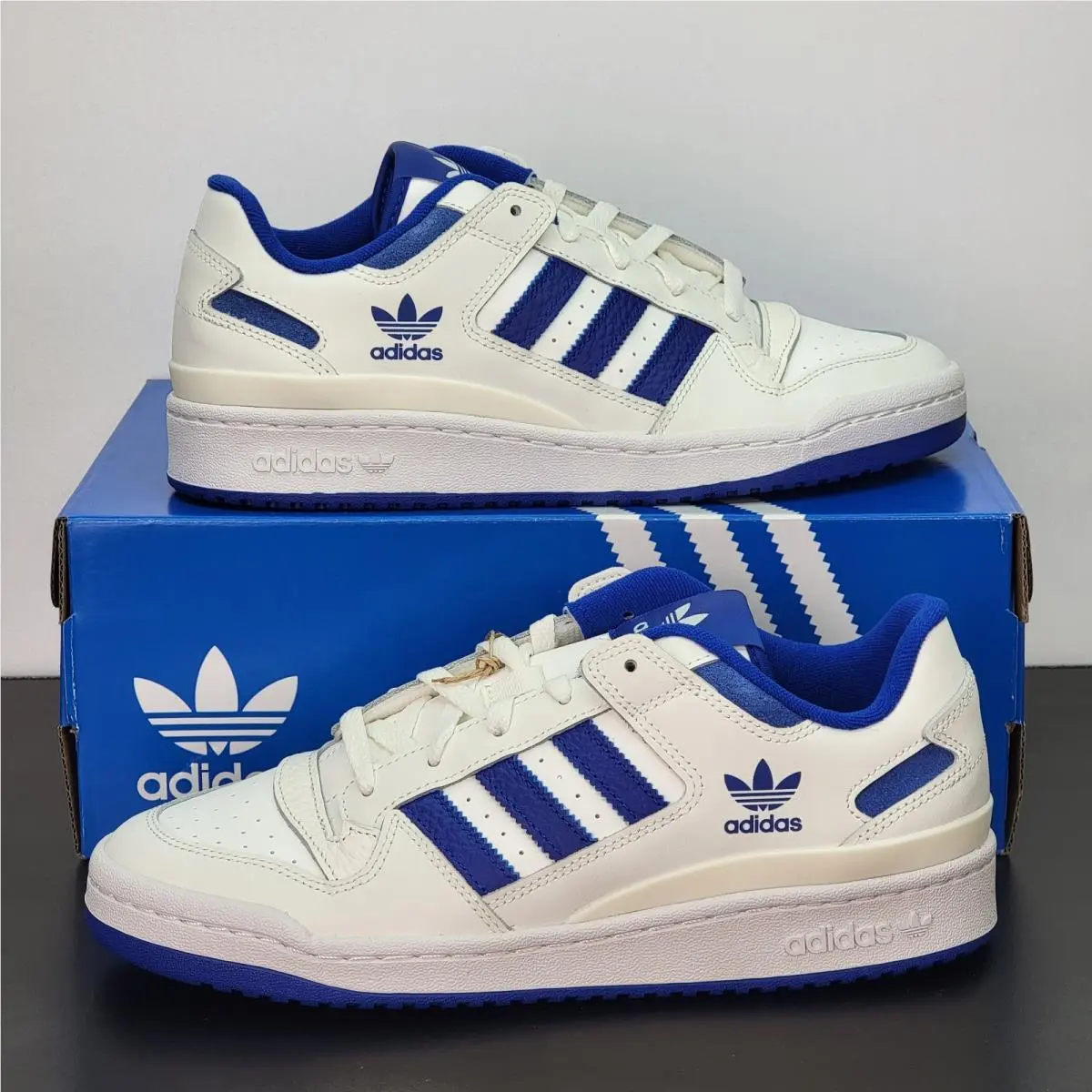 Adidas Forum Low CL Men`s Size 9.5 Athletic Shoes White Blue Casual Sneakers