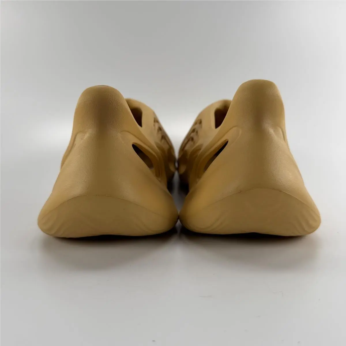 Adidas shoes - Yeezy Foam RNR Desert Sand - GV6843 - Beige 5