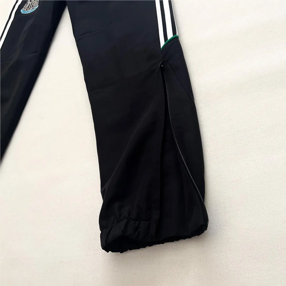 Adidas clothing - Black 15