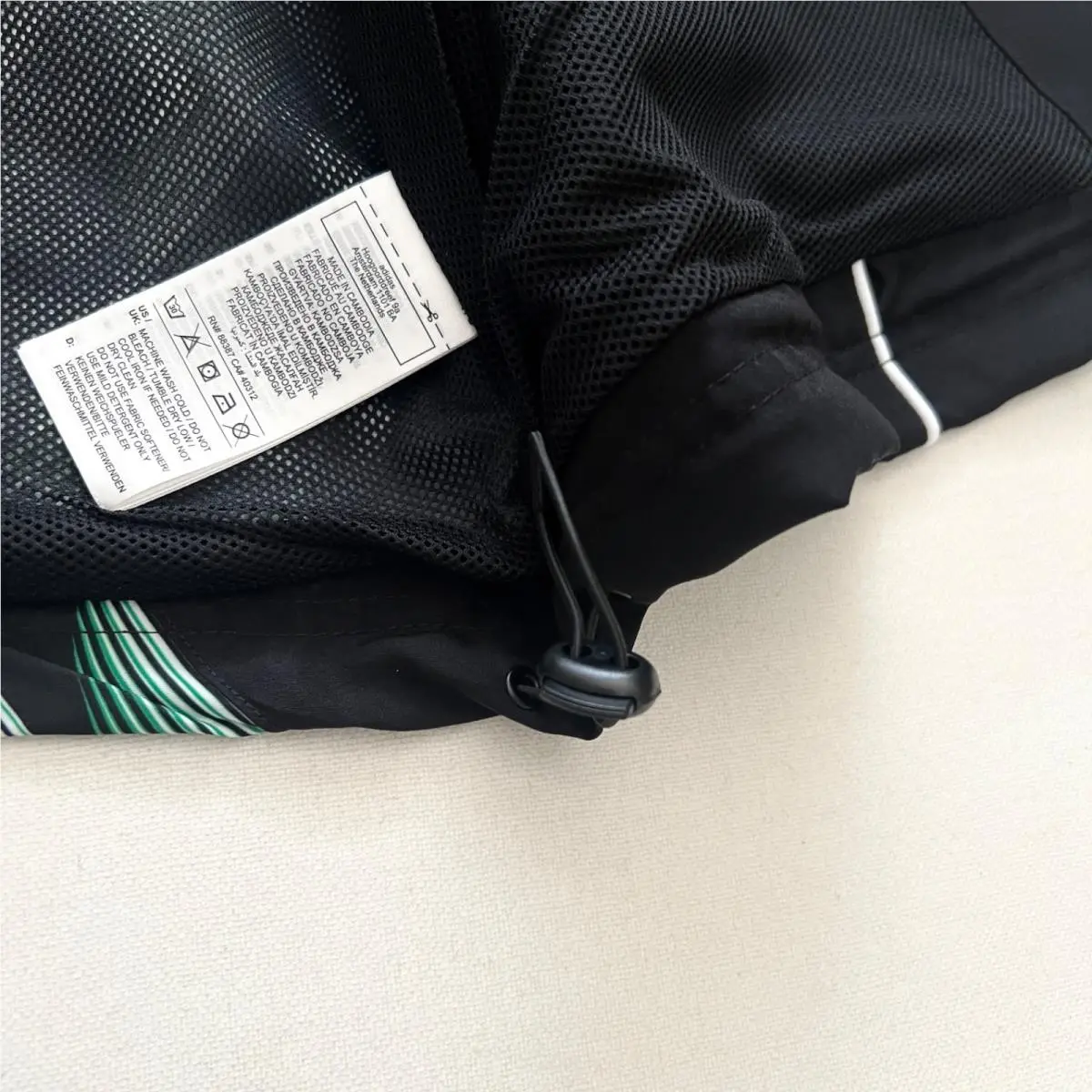 Adidas clothing - Black 8