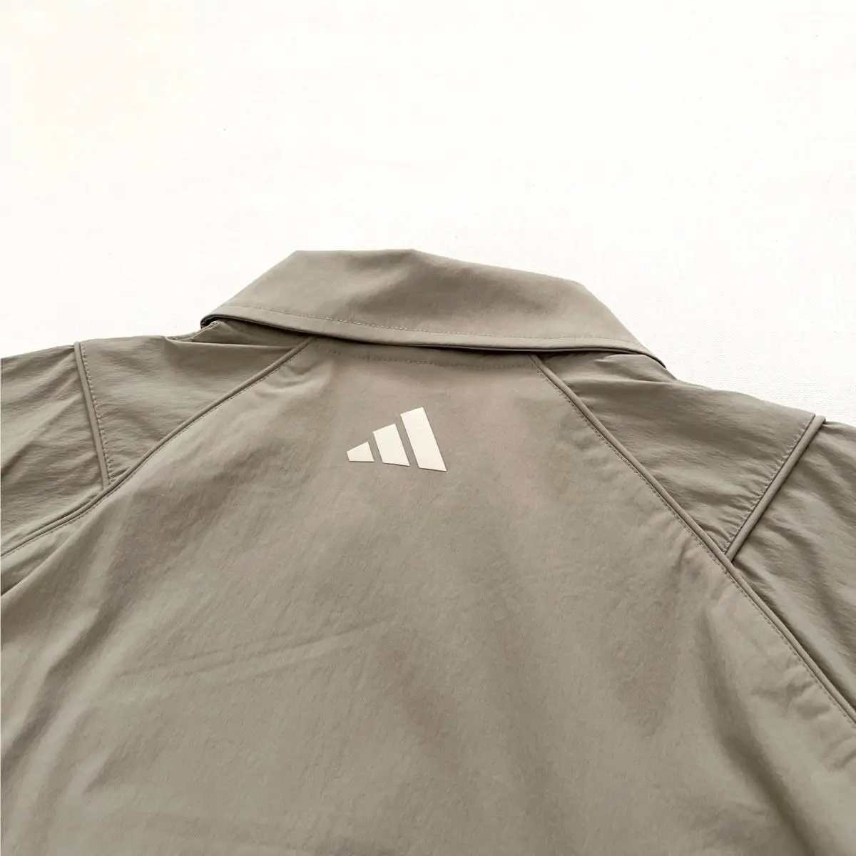 Adidas clothing - Beige 9
