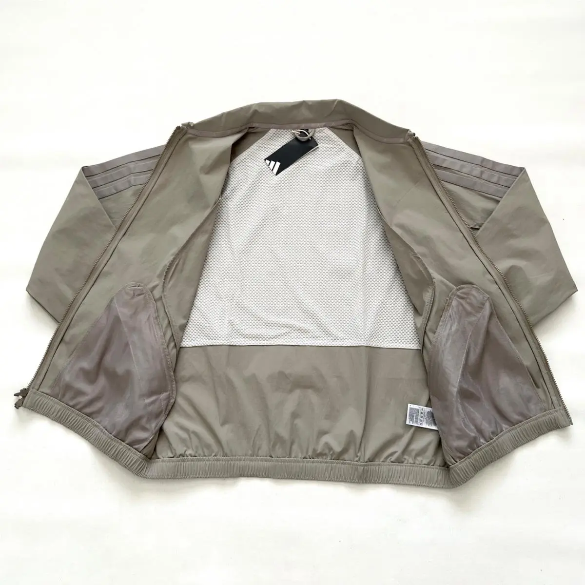 Adidas clothing - Beige 6
