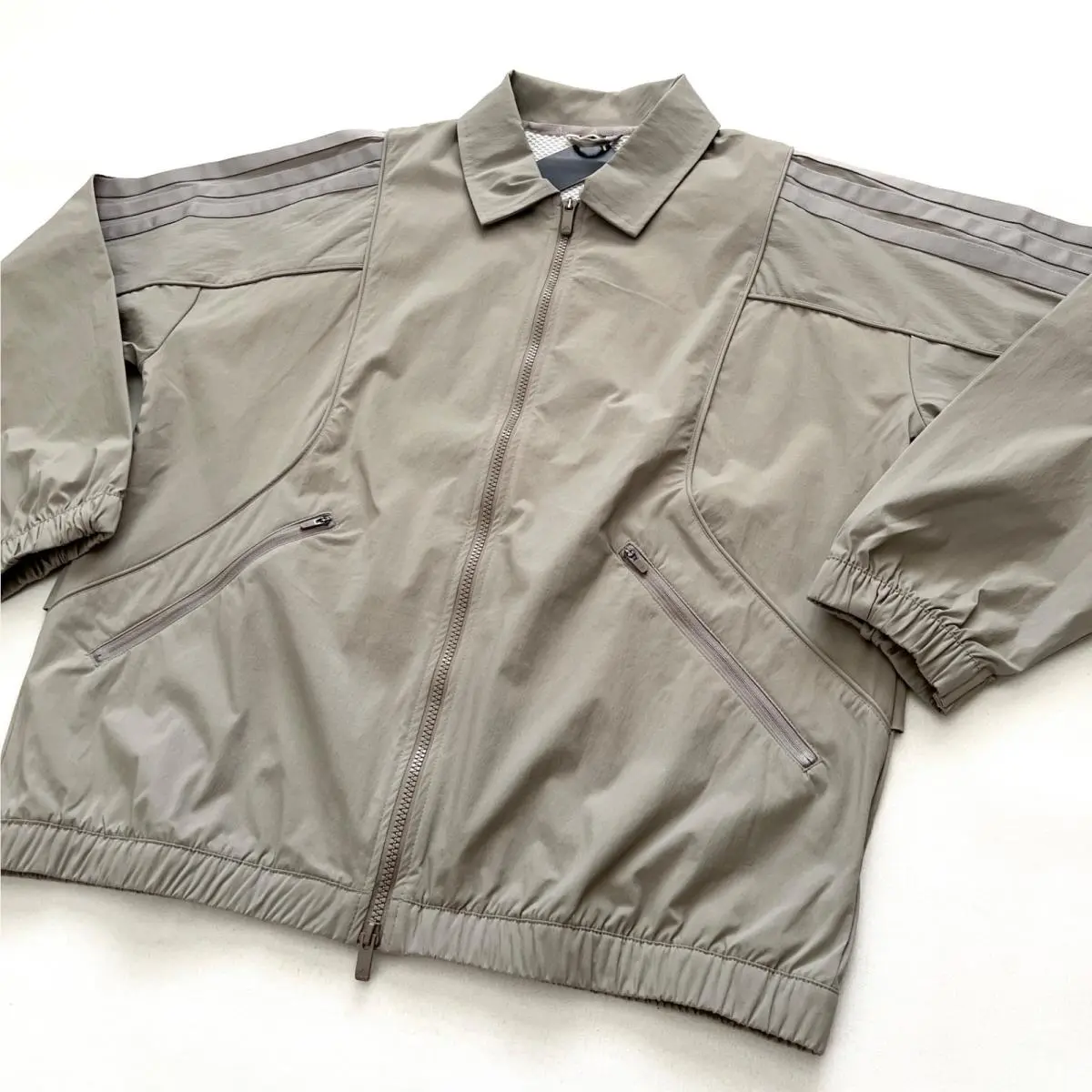 Adidas clothing - Beige 2