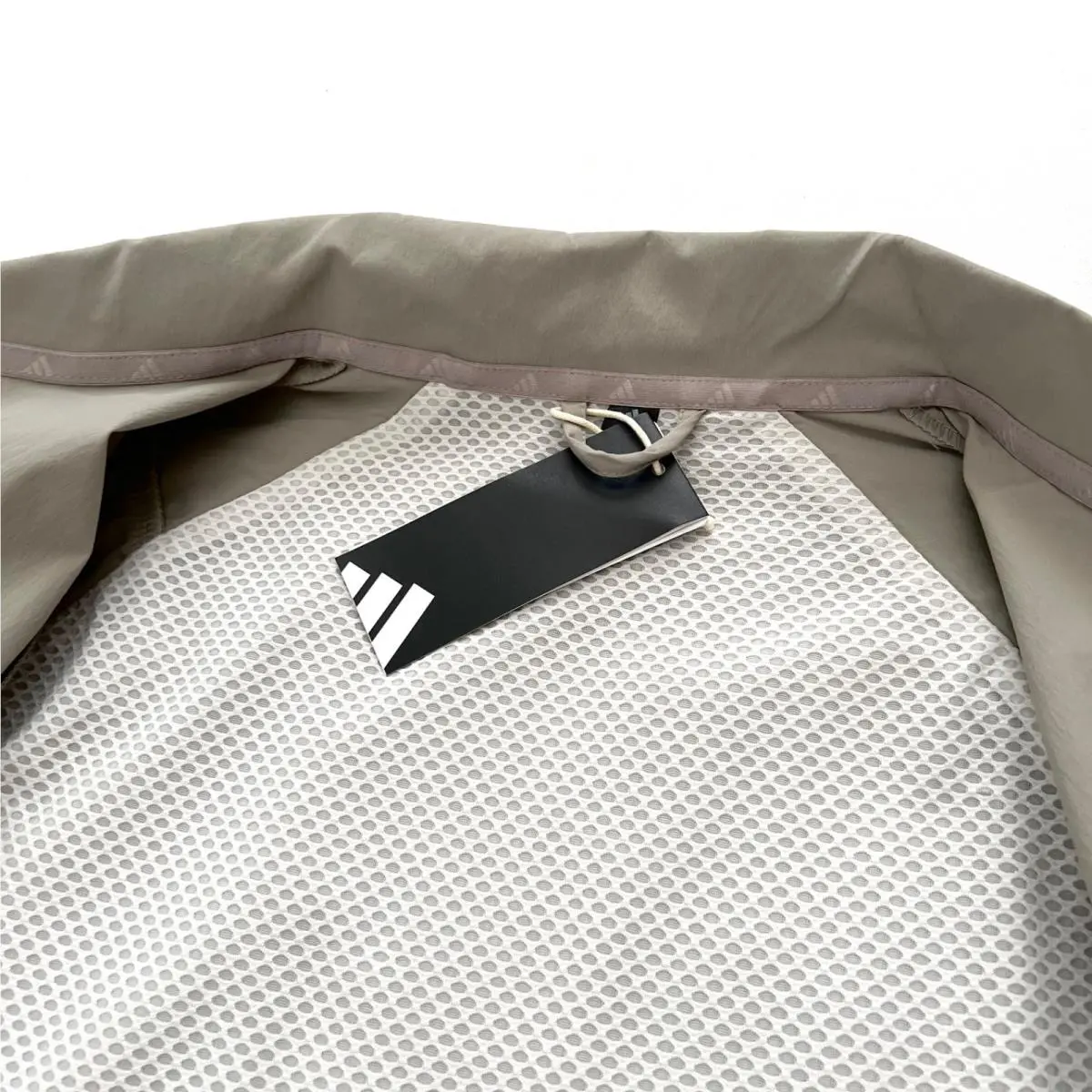 Adidas clothing - Beige 7