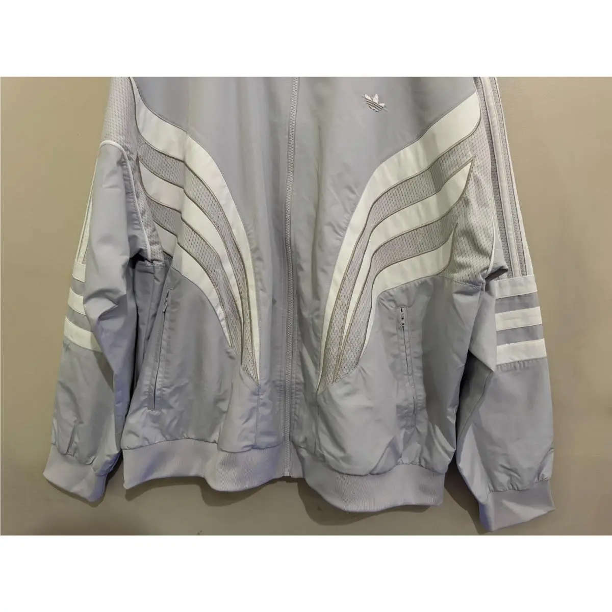 Adidas clothing - IZ2600 - IZ2600 - Gray 2