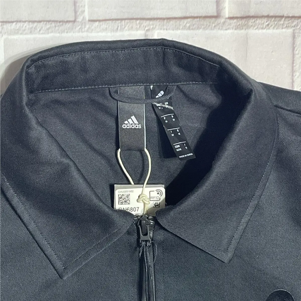 Adidas clothing - 007 - Black (UPC: 0194815951289) 4