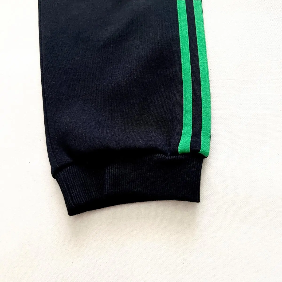 Adidas clothing - Black 10