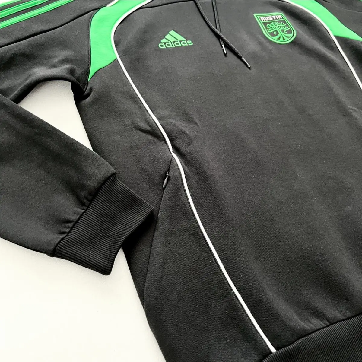 Adidas clothing - Black 2