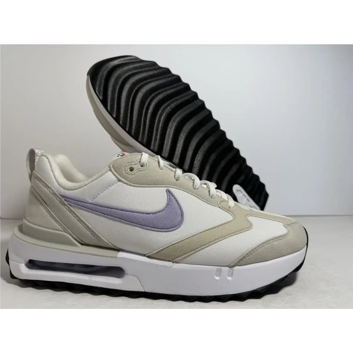 Nike Air Max Dawn Womens Size 11 White Purple Dawn Light Bone Black DC4068 100