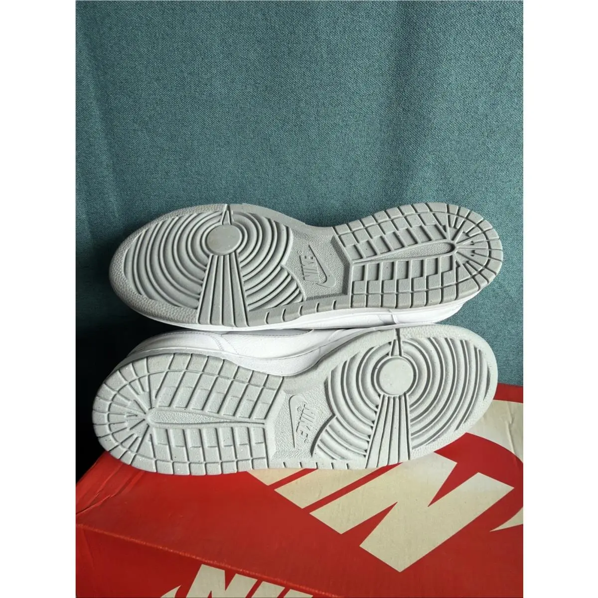 Nike shoes - Nike Big Nike - Big - 355152-106 - White 3