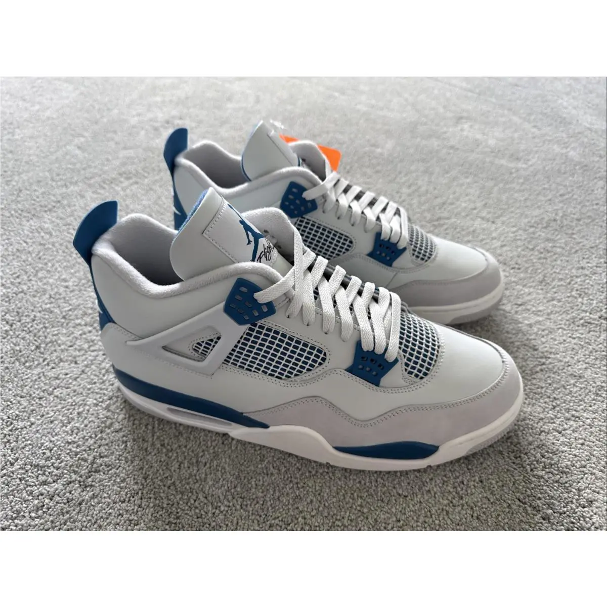 Nike shoes - Jordan 4 - Blue 1