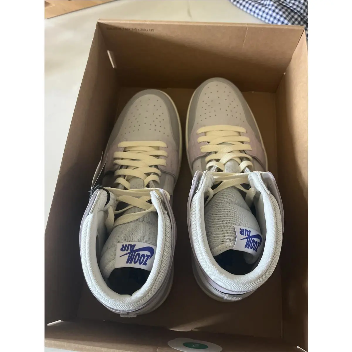 Nike shoes - Air Jordan 1 Zoom - Air Zoom - Lavendar Gray (UPC: 196153968318) 8