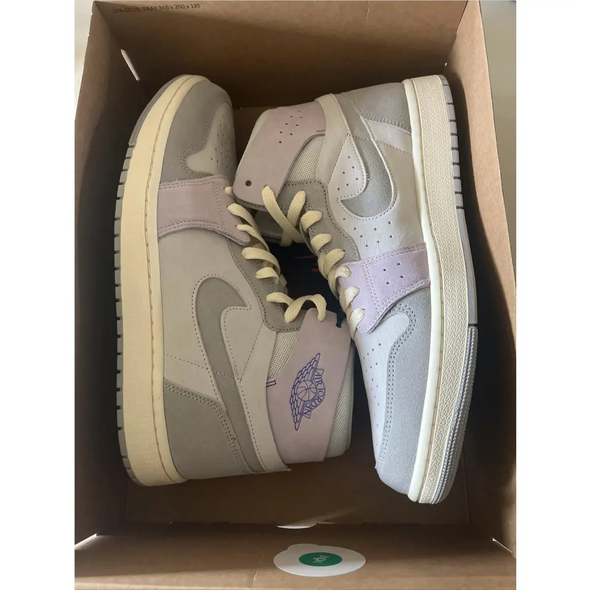 Nike shoes - Air Jordan 1 Zoom - Air Zoom - Lavendar Gray (UPC: 196153968318) 9