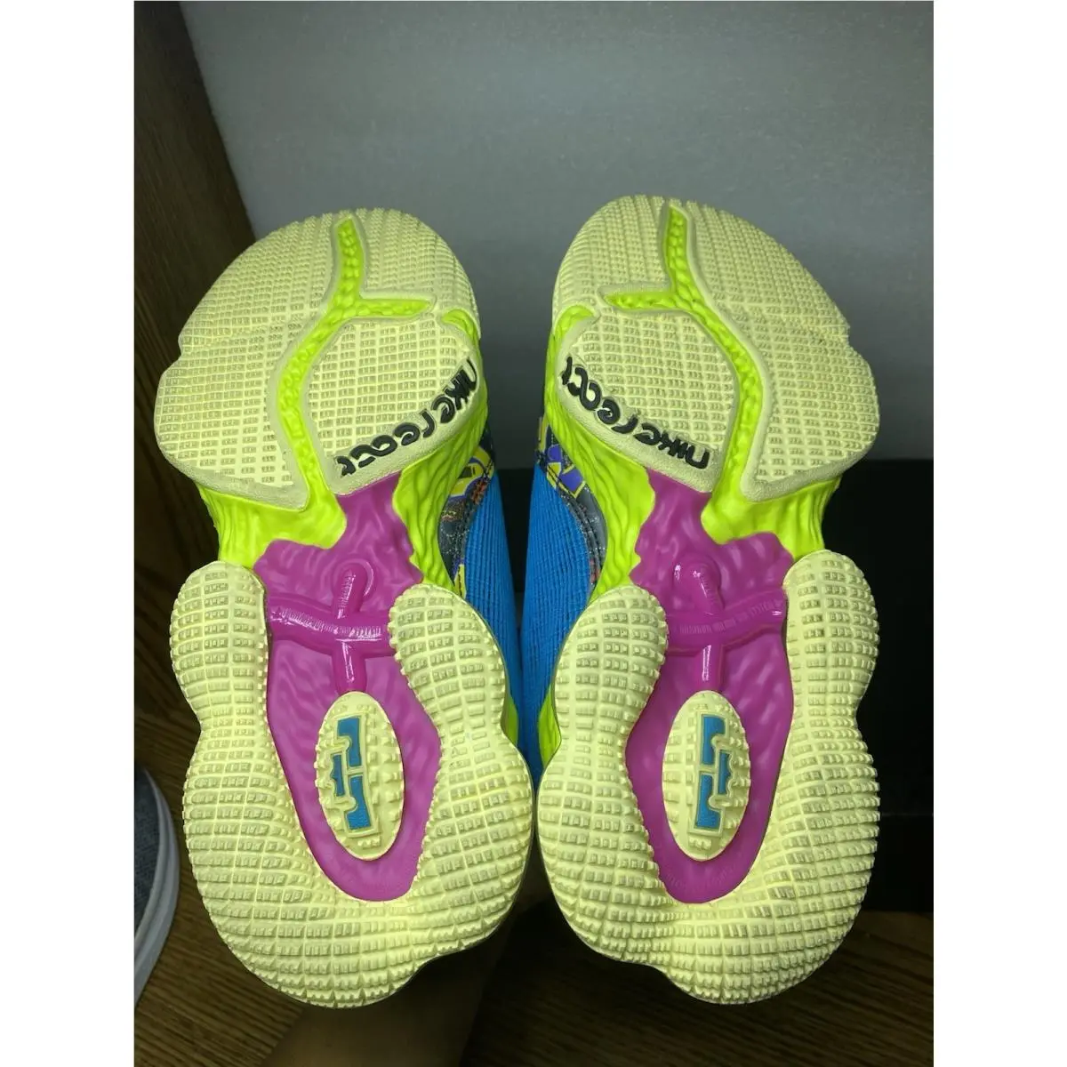 Nike shoes - Nike LeBron 19 - LeBron - DM1058-500 - Multicolor 8