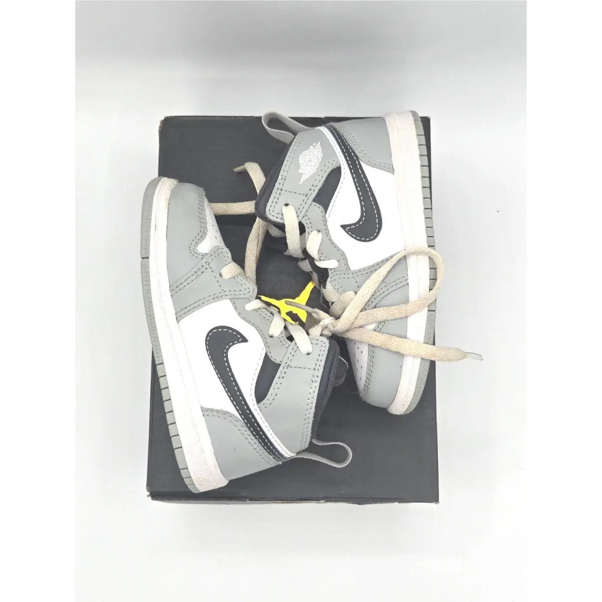 Nike shoes - Gray 3