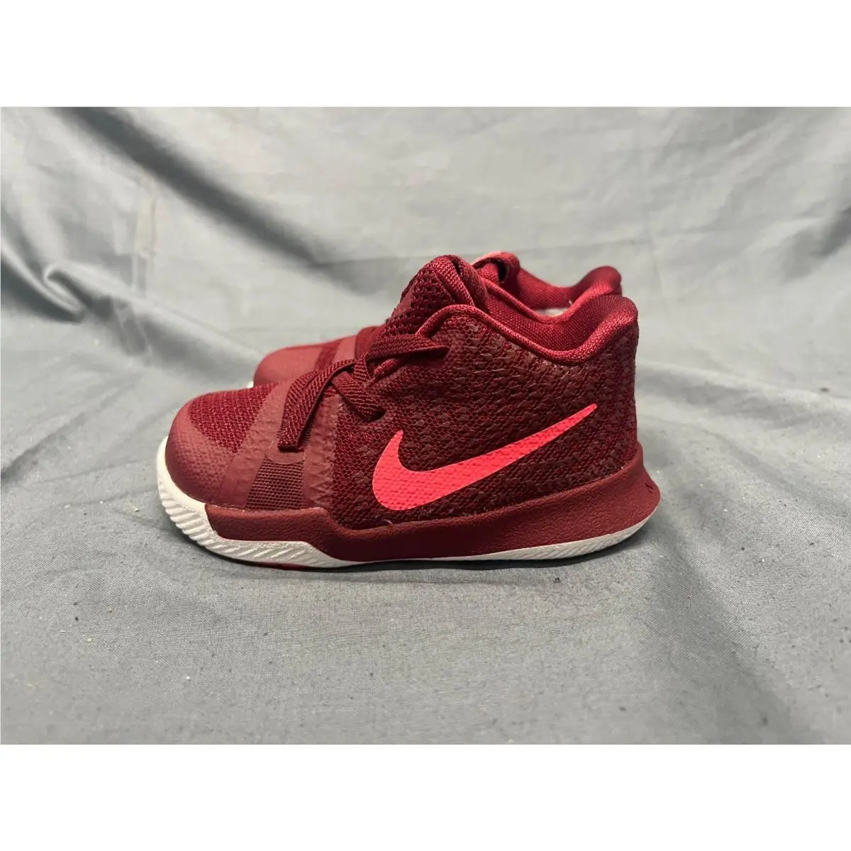 Nike shoes - Nike Kyrie 3 - Kyrie - Black (UPC: 887224602650) 3