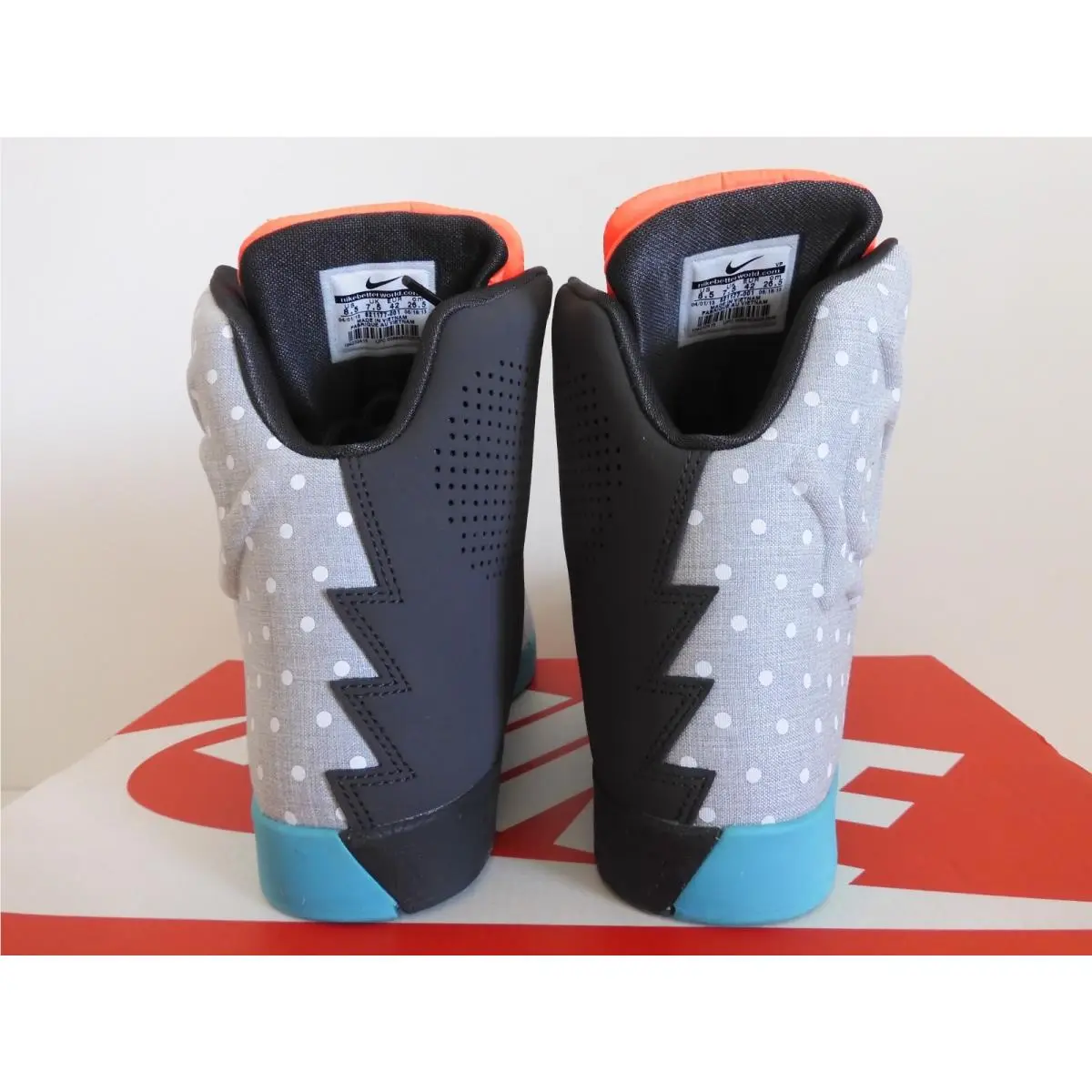 Nike shoes - Nike 6 - 621177-001 - Gray (UPC: 884500262669) 2