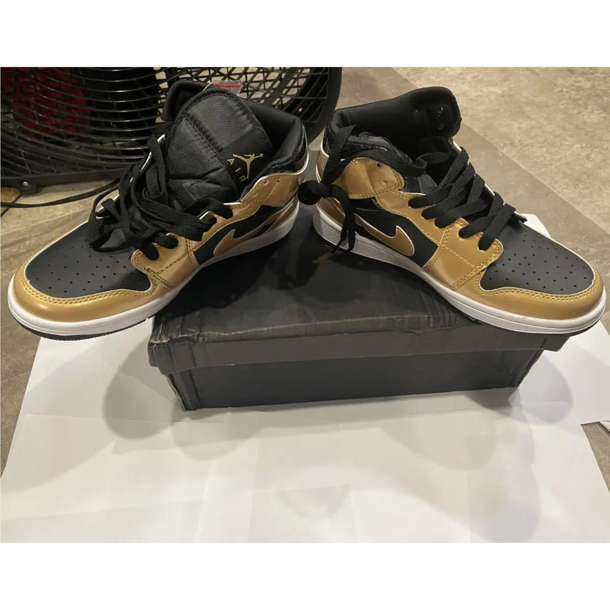 Nike shoes - Jordan Air 1 Mid GS - Black 6