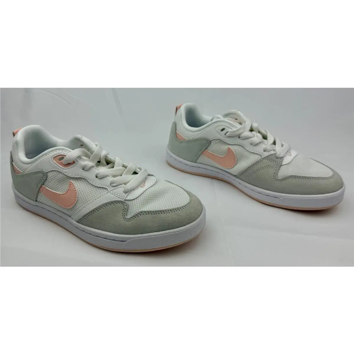 Nike shoes - White (UPC: 193657986350) 1
