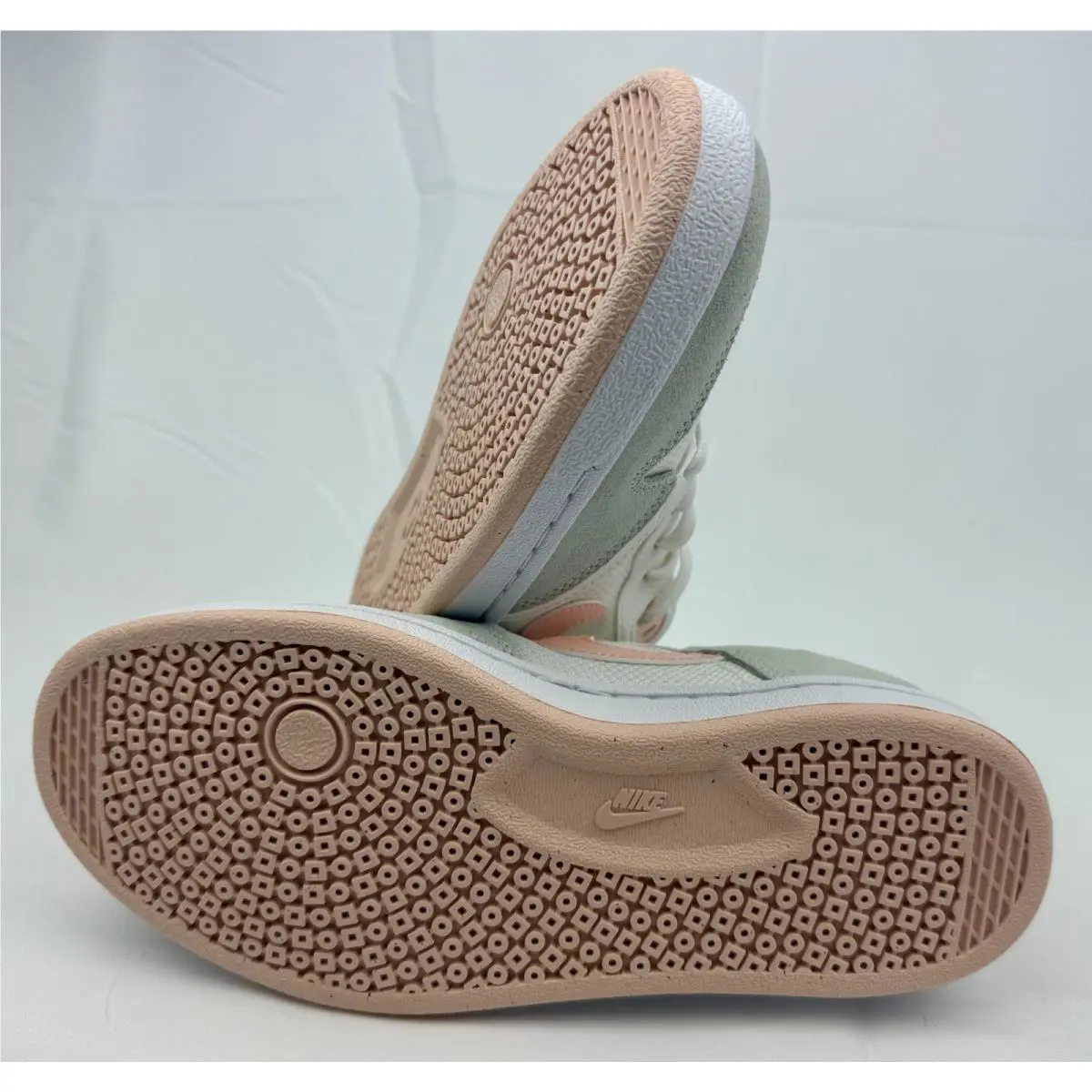 Nike shoes - White (UPC: 193657986350) 7