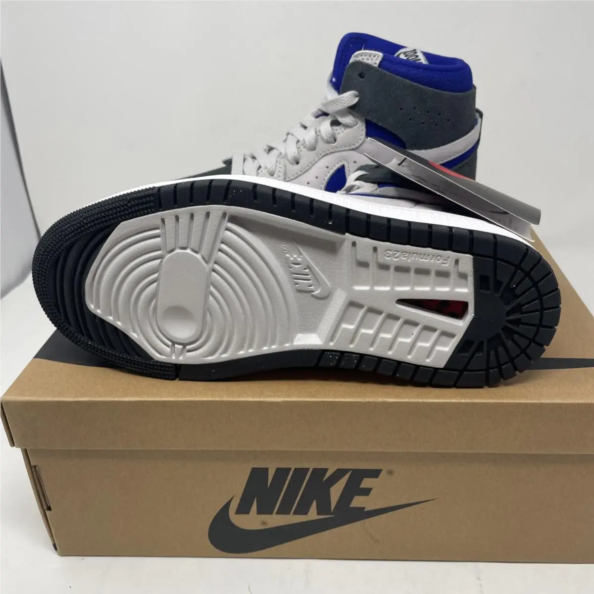 Nike shoes - Air Jordan 1 Zoom - Air Zoom - DV1305-040 - Neutral Grey Concord Off Noir 4
