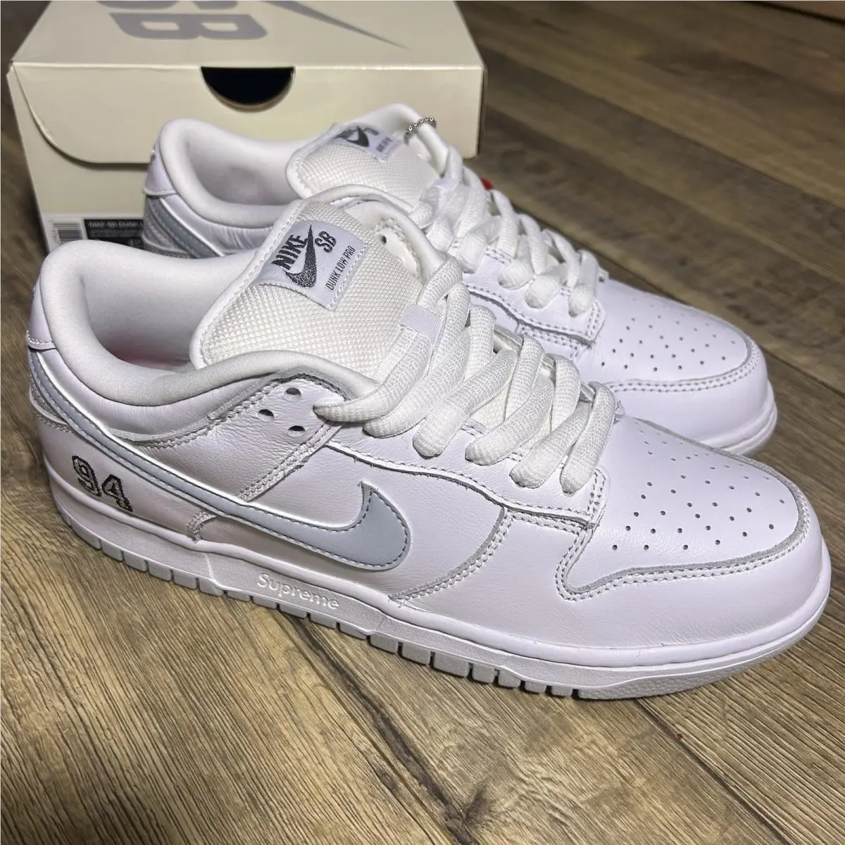 Nike shoes - Nike SB Dunk - Dunk - HQ8487-100 - White 0