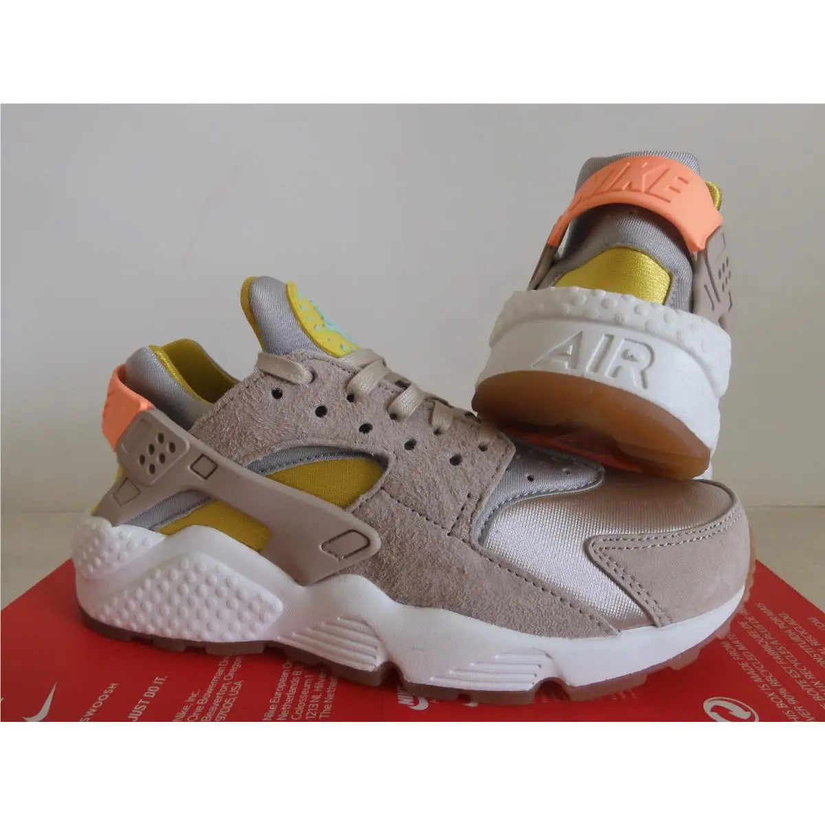 Nike shoes - Nike Air Huarache Run - Air Huarache Run - 683818-002 - Silver (UPC: 0888409680630) 1