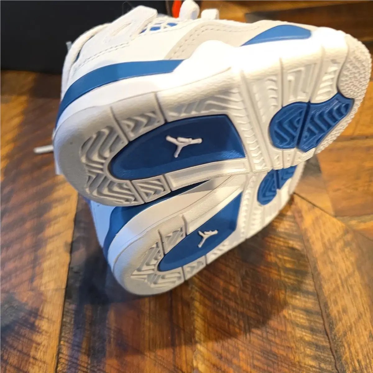 Nike shoes - White 1