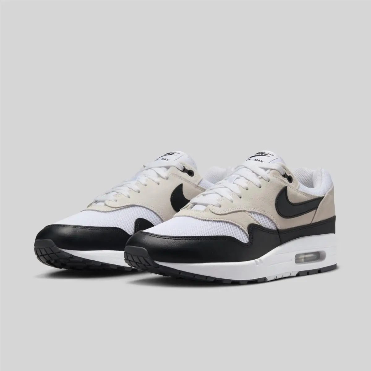 Nike Air Max 1 Ess `summit White Black` FZ5808-101 Men`s Size 9.5 Shoes