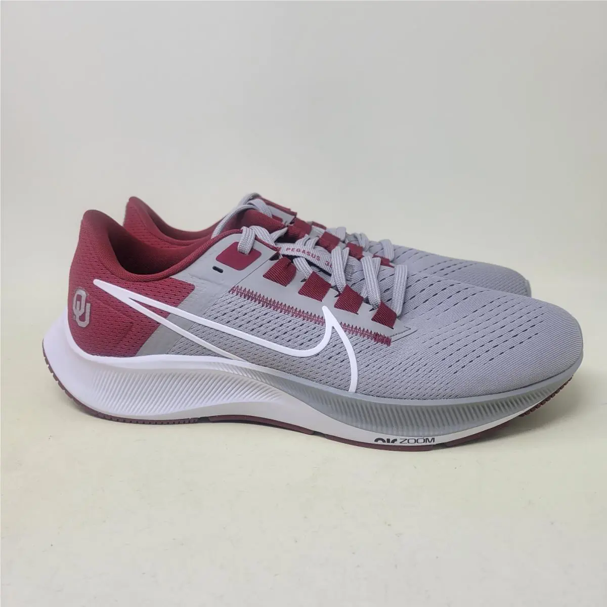 Nike shoes - Gray (UPC: 195237039012) 0