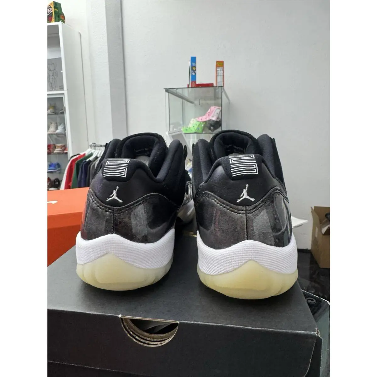 Nike shoes - Air Jordan 11 - Air - 528895-010 - Black 2