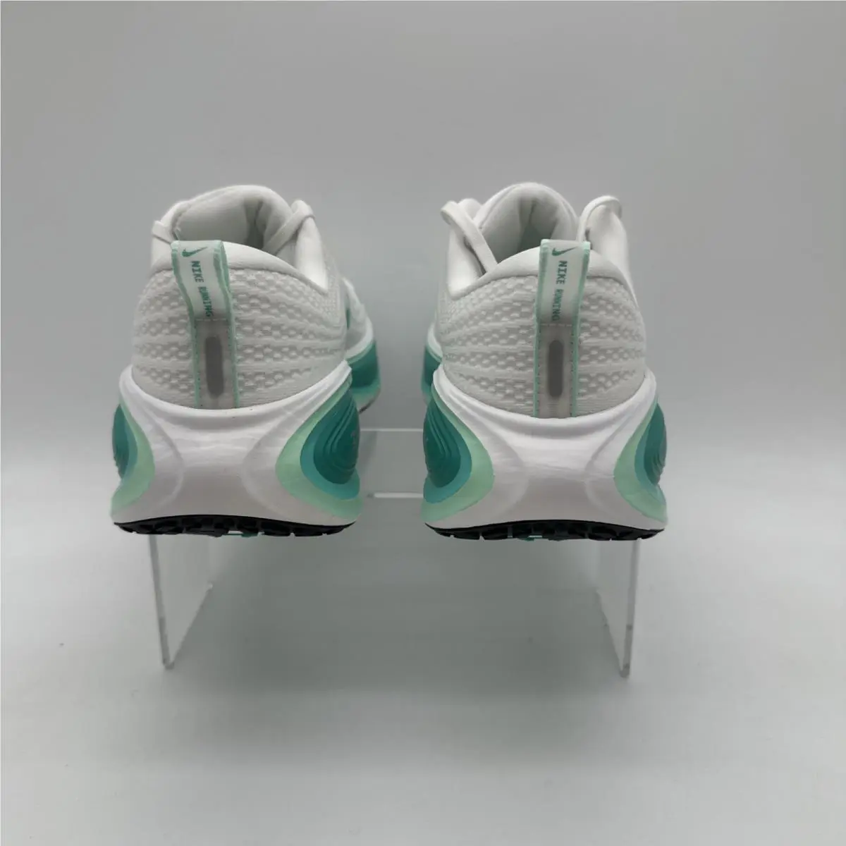 Nike shoes - Nike Vomero Plus - Vomero Plus - HV8154-100 - White 2