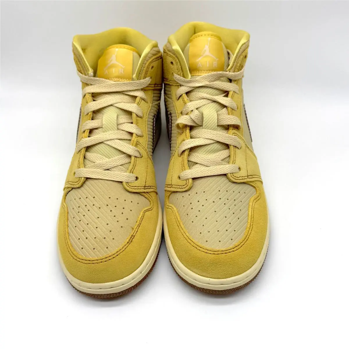 Nike shoes - Air Jordan 1 Mid SE - Yellow (UPC: 197864062609) 0