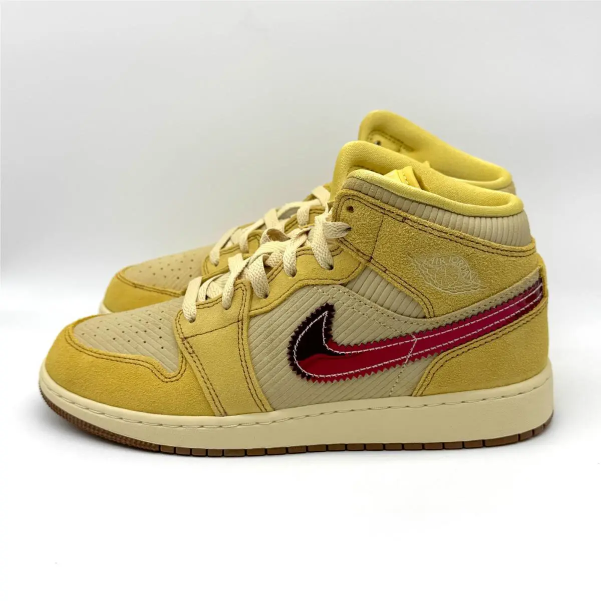 Nike shoes - Air Jordan 1 Mid SE - Yellow (UPC: 197864062609) 1