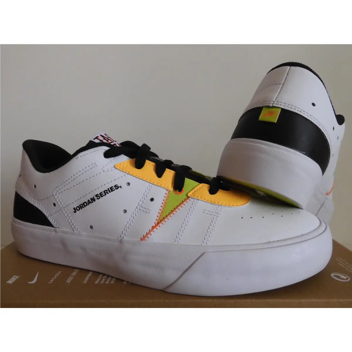 Nike shoes - Jordan Series ES - Series - White (UPC: 195867241182) 0
