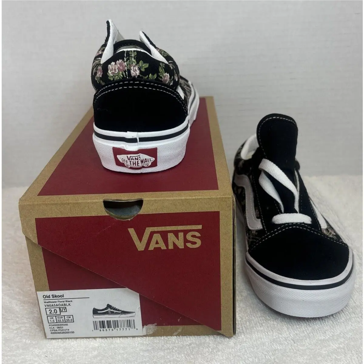 Vans shoes - VANS Off The Wall - Off The Wall - Multicolor (UPC: 196575177718) 0