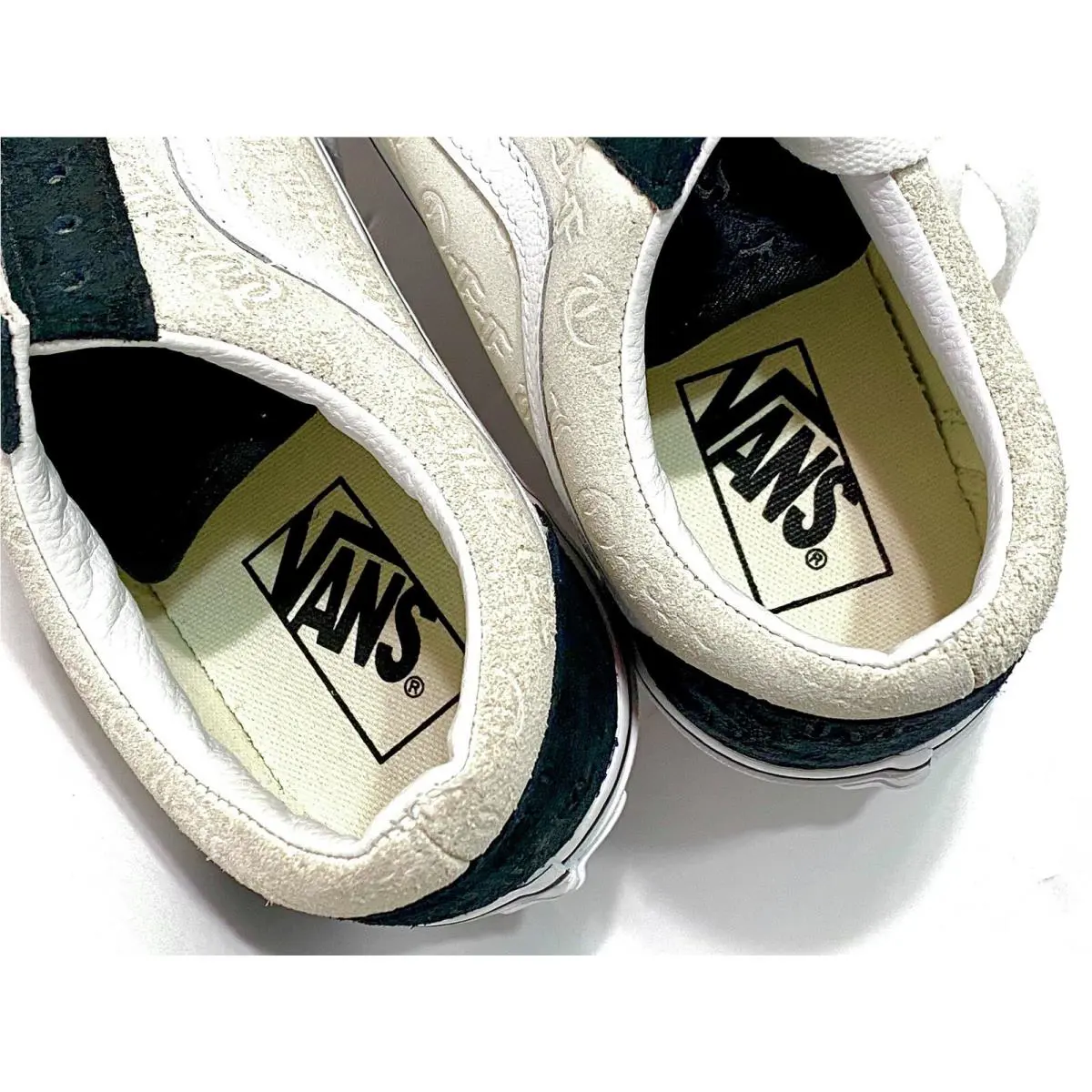 Vans shoes - Old Skool - Old Skool - VN0A3WKT3YG - Black (UPC: 0194901693147) 2