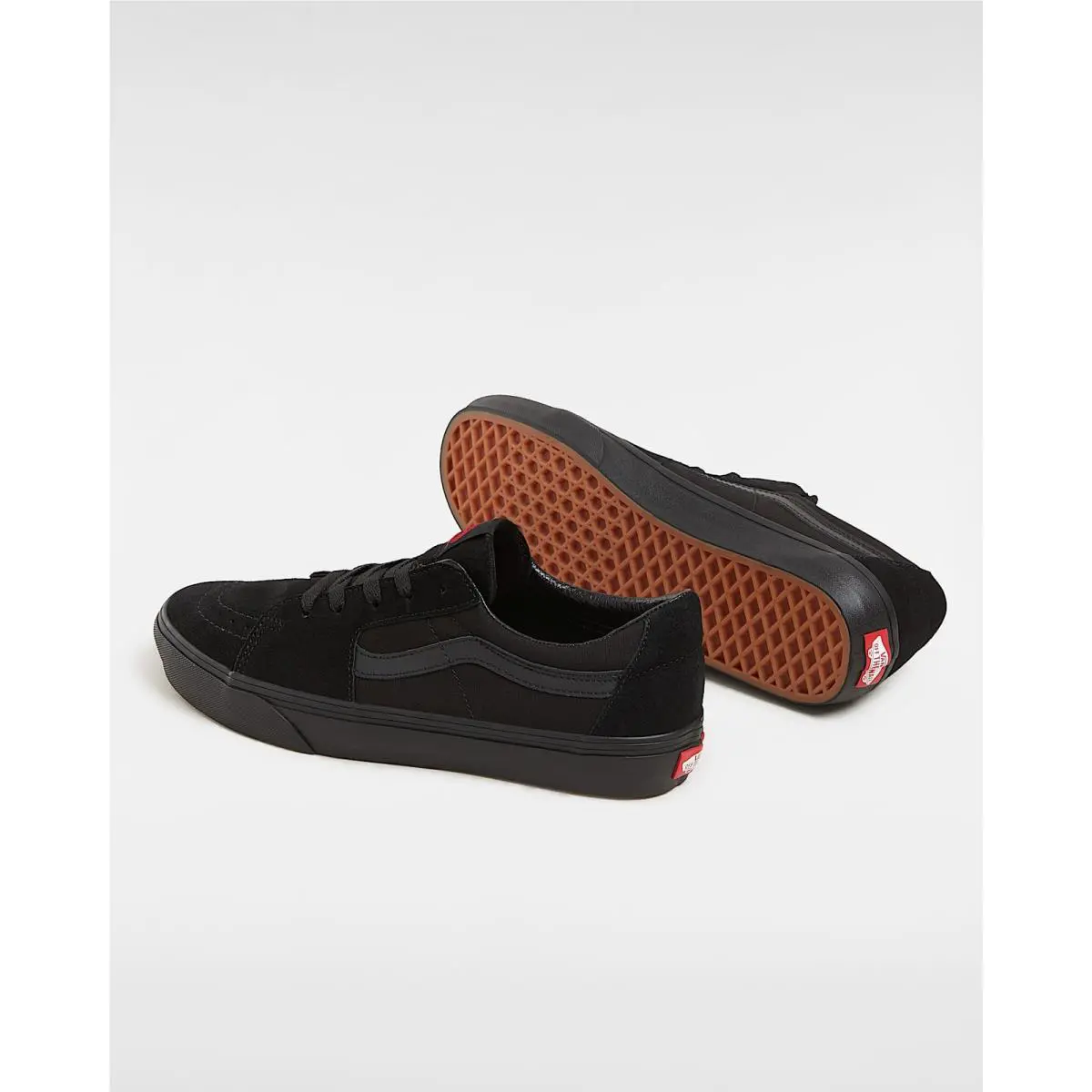 Vans shoes - Black (UPC: 194904285035) 1