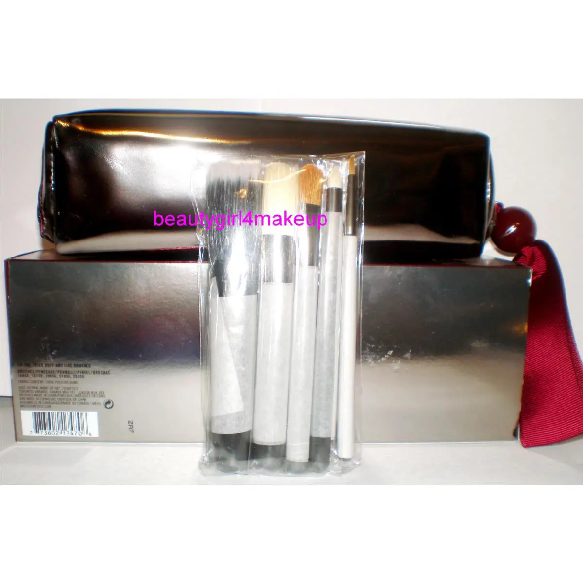 Mac Cosmetics Holiday DO The Trick Buff and Line 5 Brushes Set Limited