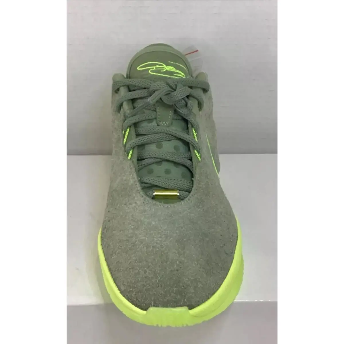 Nike shoes - Nike LeBron Witness - LeBron Witness - FV2345-302 - Oil Green/Volt-Volt 12